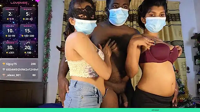 Snapshot of Queen_ashawary chatting on 12-07-24, 08:05 Queen ashawary online show from 12-07-24, 08:05