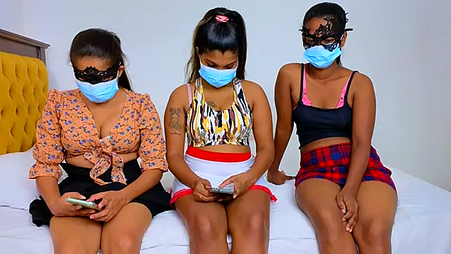 Snapshot of Queen_ashawary chatting on 09-10-25, 04:40 Queen ashawary online show from 09-10-25, 04:40