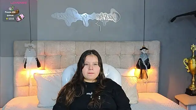 Laia and Aloby online show from 10-09-25, 10:19