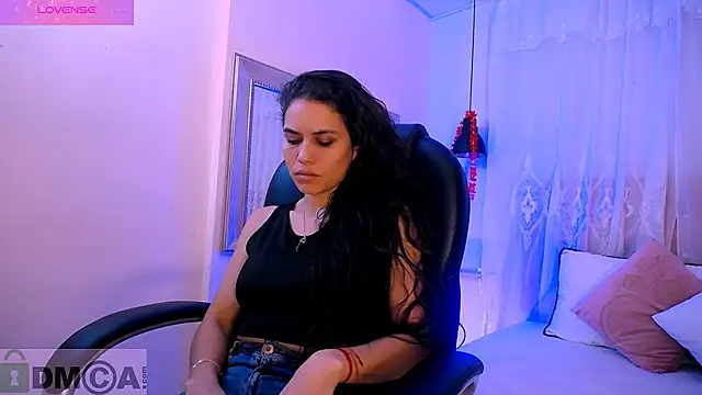 Snapshot of natasha__jackson chatting on 01-26-25, 02:08 natasha jackson online show from 01-26-25, 02:08