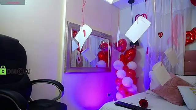 Snapshot of natasha__jackson chatting on 02-15-25, 01:27 natasha jackson online show from 02-15-25, 01:27