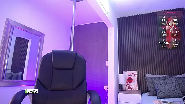 Snapshot of natasha__jackson chatting on 09-09-25, 12:37 natasha jackson online show from 09-09-25, 12:37