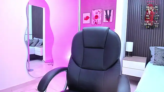 Snapshot of natasha__jackson chatting on 11-25-25, 12:38 natasha jackson online show from 11-25-25, 12:38