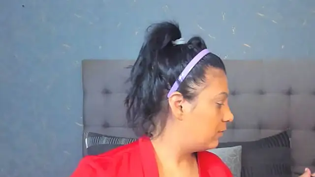 AmyCubes online show from 09-18-25, 03:19