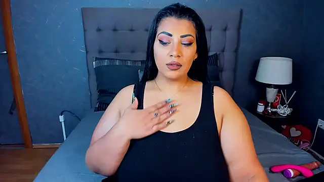 AmyCubes online show from 10-18-25, 05:43