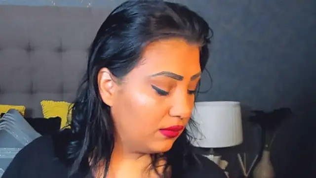 AmyCubes online show from 02-25-26, 04:44