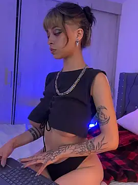 Kitty arts online show from 03-09-25, 09:14