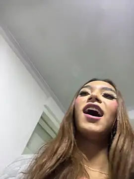 Nikol Rang   online show from 03-05-25, 04:02