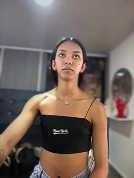 Nikol Rang   online show from 09-26-25, 06:45