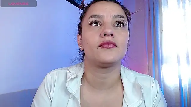 Lu perez online show from 01-11-25, 03:31