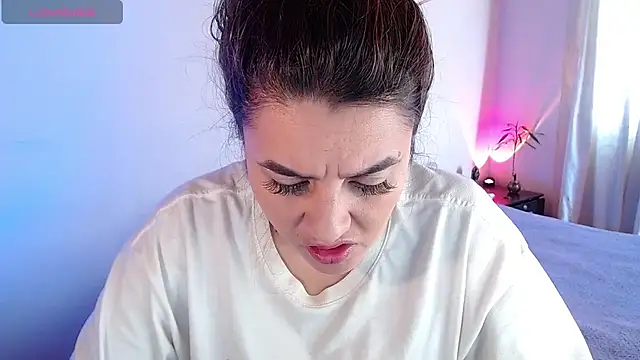 Lu perez online show from 01-20-25, 03:18