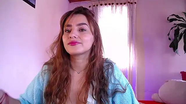 Lu perez online show from 10-02-25, 04:58