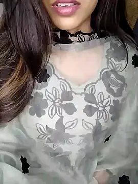 Snapshot of Sreya213 chatting on 12-03-24, 07:44 Sreya213 online show from 12-03-24, 07:44