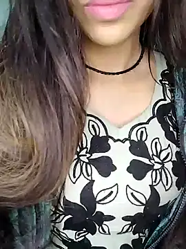 Snapshot of Sreya213 chatting on 12-07-24, 05:04 Sreya213 online show from 12-07-24, 05:04