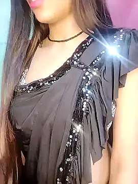 Snapshot of Sreya213 chatting on 01-06-25, 09:54 Sreya213 online show from 01-06-25, 09:54