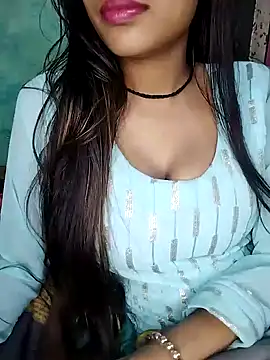 Snapshot of Sreya213 chatting on 01-10-25, 03:16 Sreya213 online show from 01-10-25, 03:16