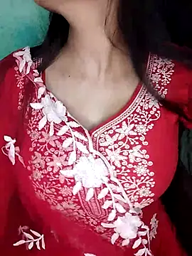 Snapshot of Sreya213 chatting on 10-15-25, 06:02 Sreya213 online show from 10-15-25, 06:02