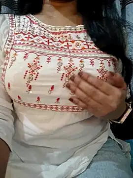 Rina777o online show from 04-16-26, 01:17