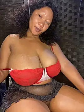 Snapshot of MayaPassion chatting on 02-05-25, 09:40 MayaPassion online show from 02-05-25, 09:40