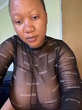 Snapshot of MayaPassion chatting on 03-05-25, 11:17 MayaPassion online show from 03-05-25, 11:17