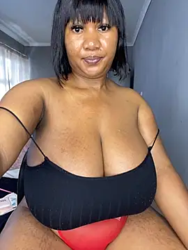 Snapshot of MayaPassion chatting on 09-28-25, 09:36 MayaPassion online show from 09-28-25, 09:36