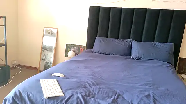 chloechrome online show from 02-28-26, 03:13