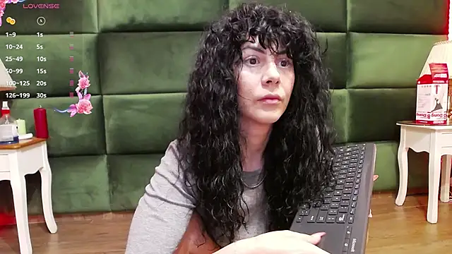 SelenSummer online show from 09-29-25, 04:06