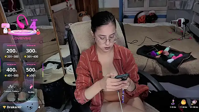 LisandreLaVenale online show from 12-16-25, 10:26