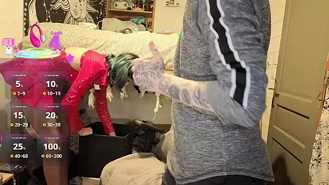 LisandreLaVenale online show from 04-21-26, 08:44