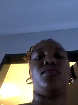 Snapshot of Sego_TeeTee chatting on 10-09-25, 11:25 Sego TeeTee online show from 10-09-25, 11:25