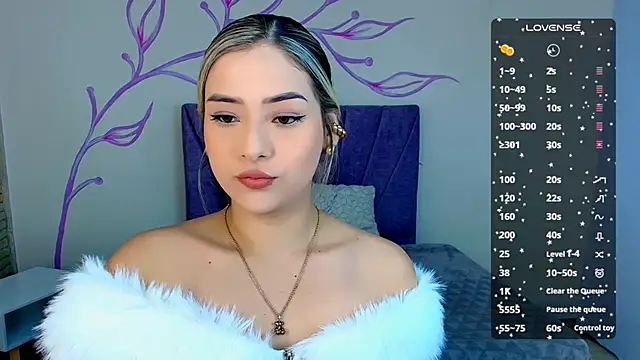 DahliaMoore online show from 12-27-24, 12:56