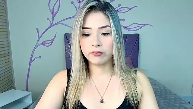 DahliaMoore online show from 02-05-25, 07:42