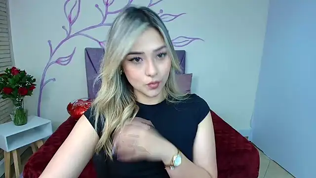 DahliaMoore online show from 02-18-25, 07:41