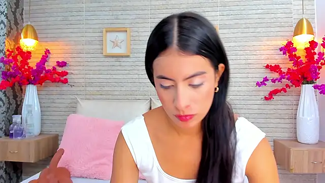 IssabellaLopez online show from 09-11-25, 12:16