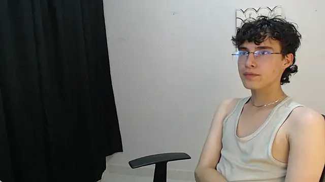 Snapshot of Jeam_hot chatting on 12-27-24, 12:50 Jeam hot online show from 12-27-24, 12:50