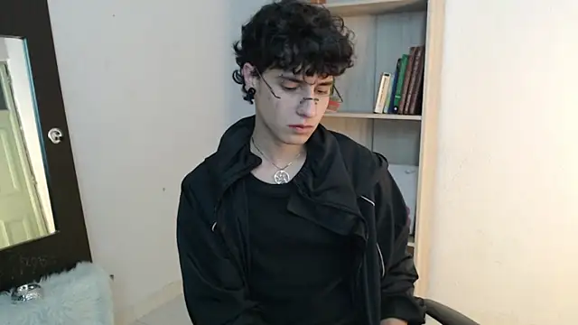 Snapshot of Jeam_hot chatting on 01-04-25, 10:13 Jeam hot online show from 01-04-25, 10:13