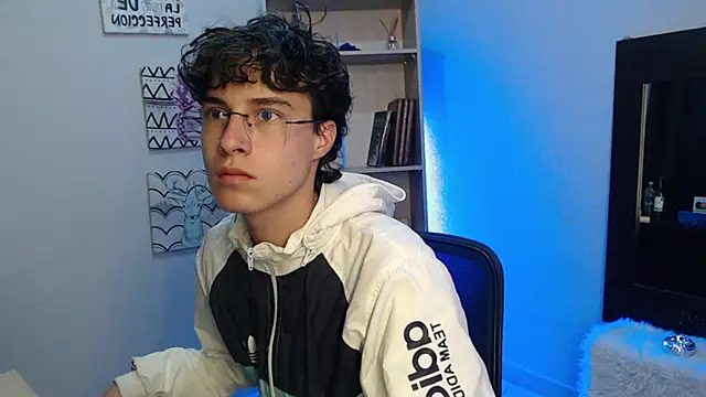 Snapshot of Jeam_hot chatting on 01-18-25, 09:24 Jeam hot online show from 01-18-25, 09:24