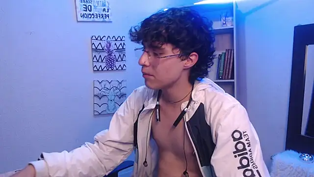 Snapshot of Jeam_hot chatting on 02-03-25, 09:07 Jeam hot online show from 02-03-25, 09:07