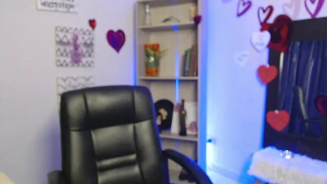 Snapshot of Jeam_hot chatting on 02-18-25, 12:59 Jeam hot online show from 02-18-25, 12:59