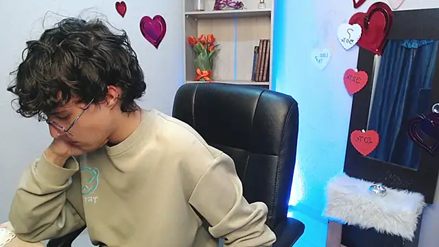 Snapshot of Jeam_hot chatting on 03-04-25, 12:50 Jeam hot online show from 03-04-25, 12:50