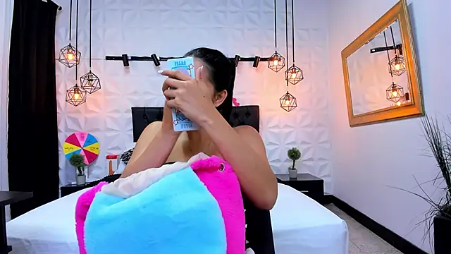 Alison Wiley online show from 03-19-25, 11:28