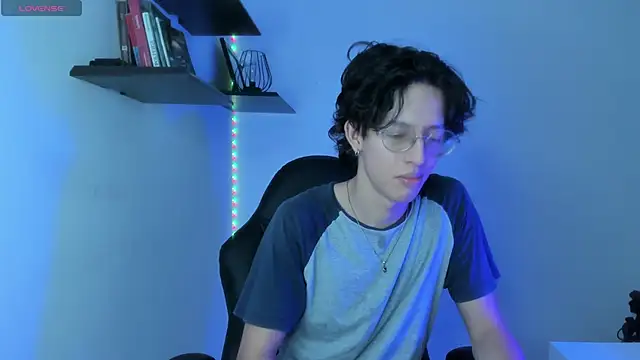 manu vera online show from 02-14-25, 07:44