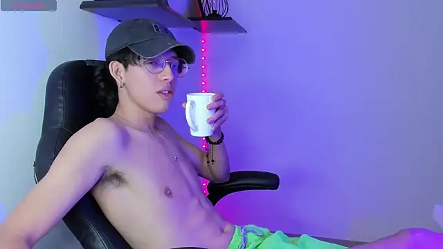 manu vera online show from 02-16-25, 02:31