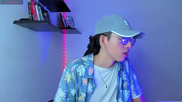 manu vera online show from 02-16-25, 06:43