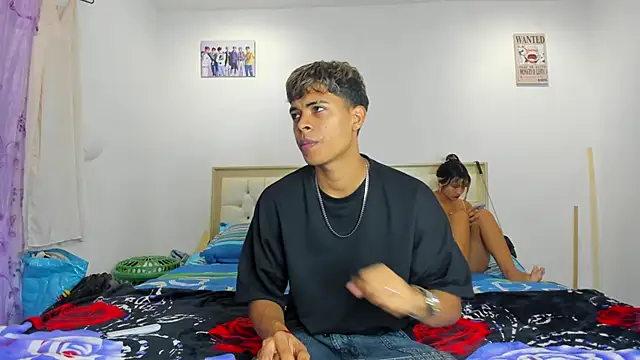 Snapshot of dafnezahiraa_ chatting on 01-05-25, 03:32 dafnezahiraa online show from 01-05-25, 03:32