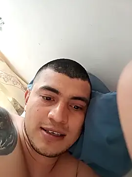 elver123345 online show from 02-17-25, 02:48