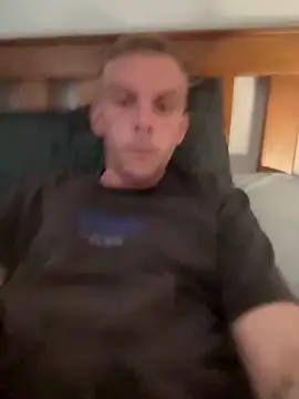 aus guy93 online show from 11-13-25, 01:26