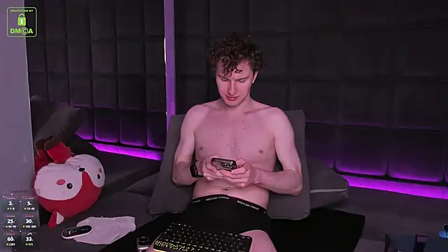 Snapshot of Tony_Talorr chatting on 03-22-25, 04:35 Tony Talorr online show from 03-22-25, 04:35