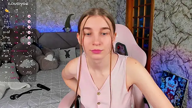 Snapshot of _flowersweeet_ chatting on 01-03-25, 03:44 flowersweeet online show from 01-03-25, 03:44