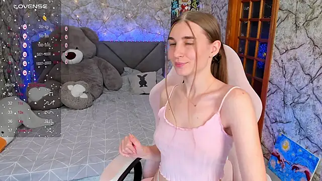 Snapshot of _flowersweeet_ chatting on 10-12-25, 06:07 flowersweeet online show from 10-12-25, 06:07